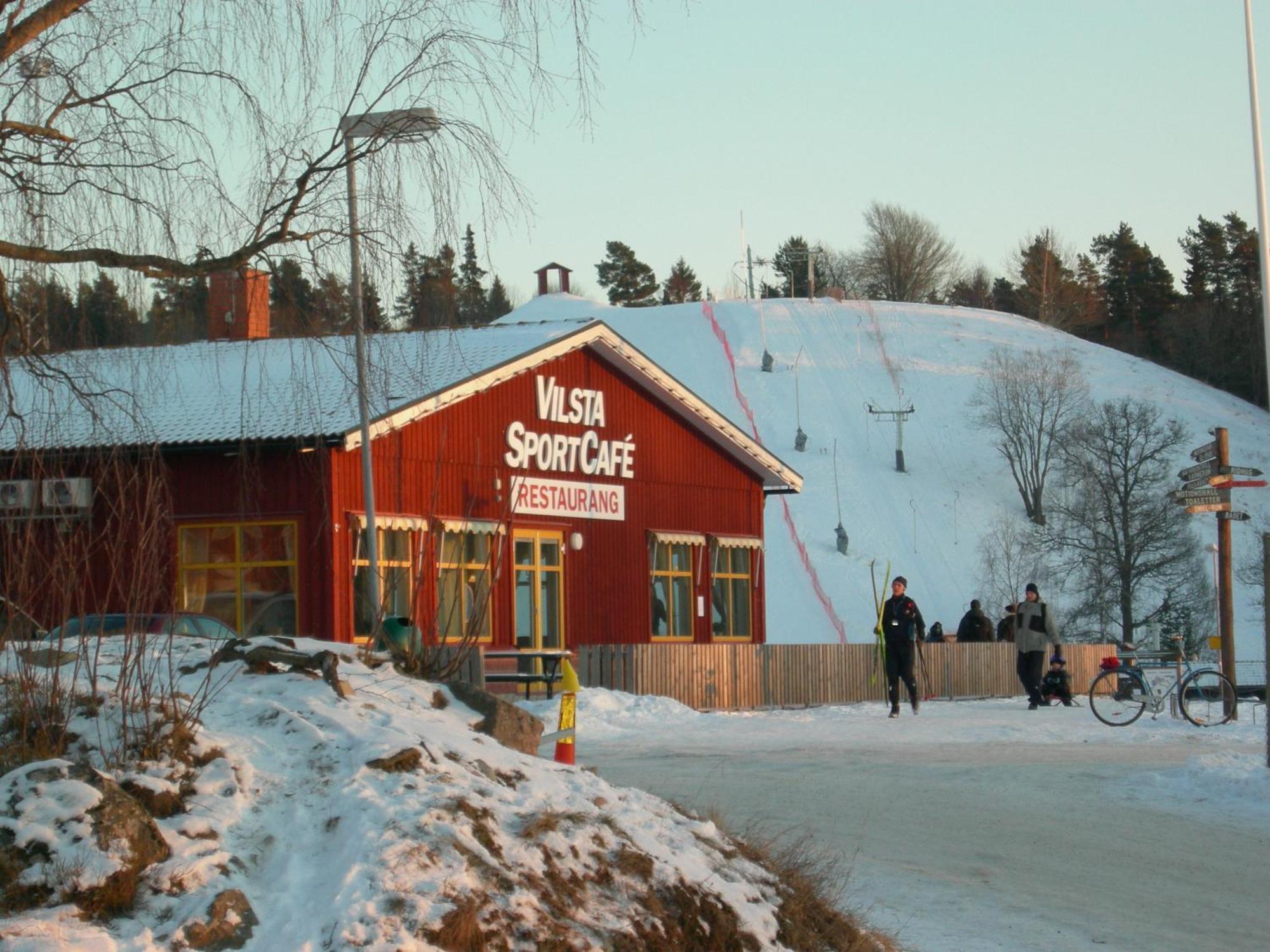 Sure Hotel By Best Western Vilsta Sporthotell Эскильстуна Экстерьер фото